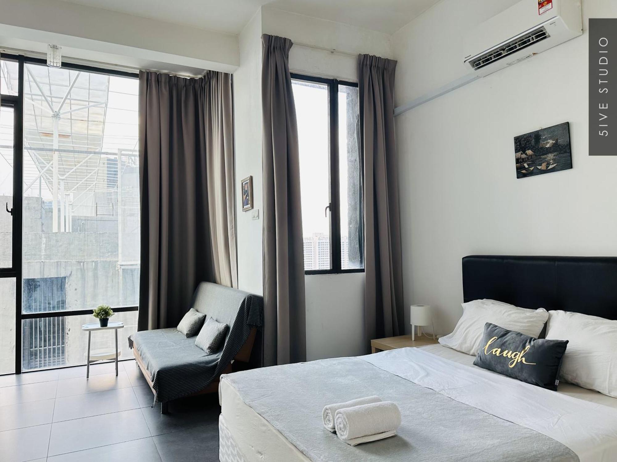 Five Studio - Empire Damansara Petaling Jaya Ngoại thất bức ảnh