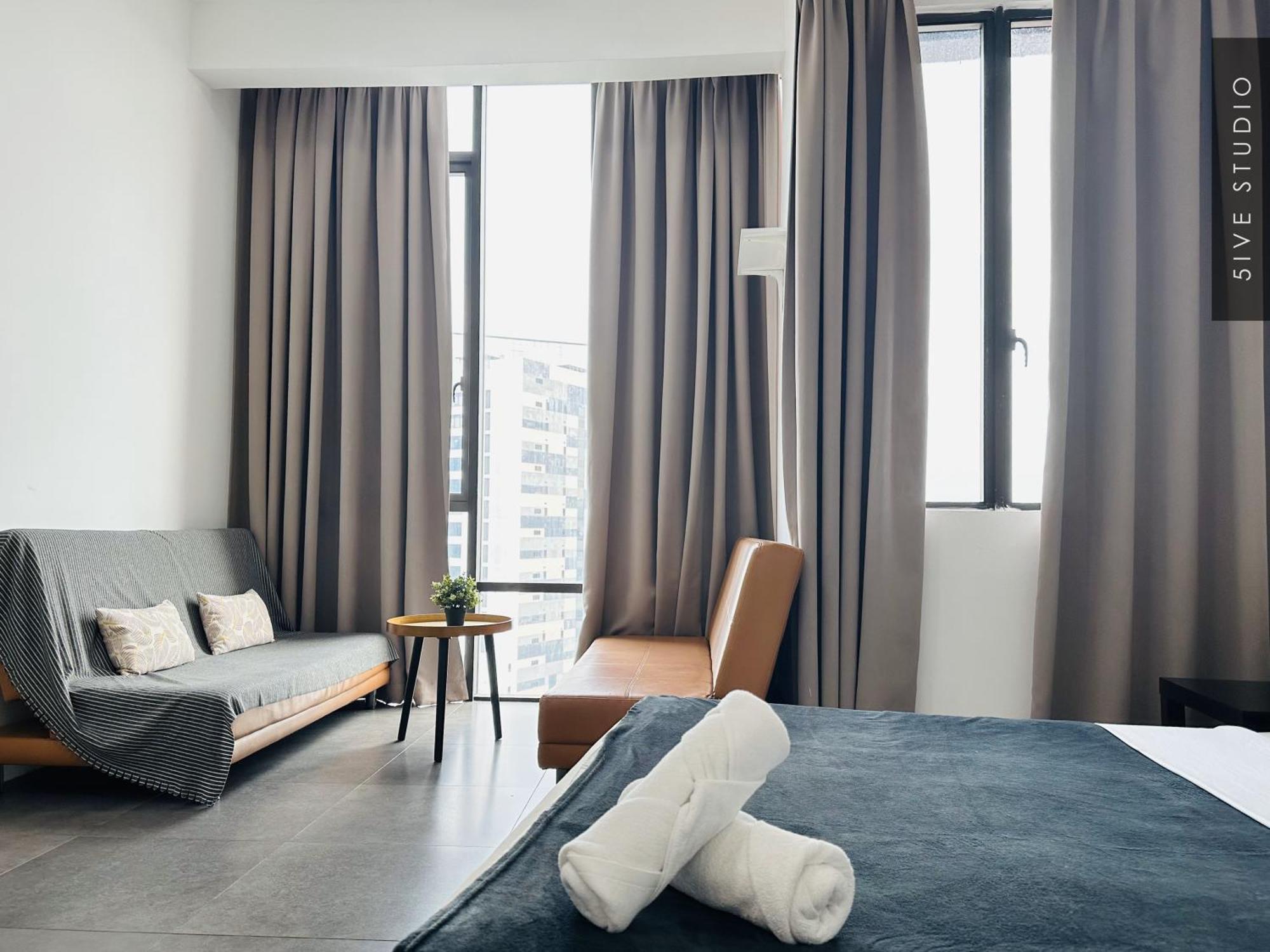 Five Studio - Empire Damansara Petaling Jaya Ngoại thất bức ảnh